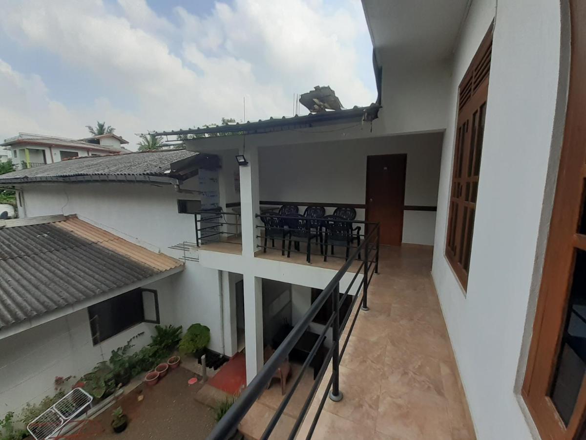 Emarald Holiday Homes อนุราธปุระ ภายนอก รูปภาพ