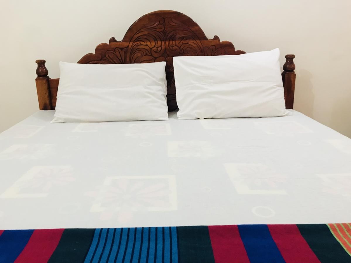 Emarald Holiday Homes อนุราธปุระ ภายนอก รูปภาพ