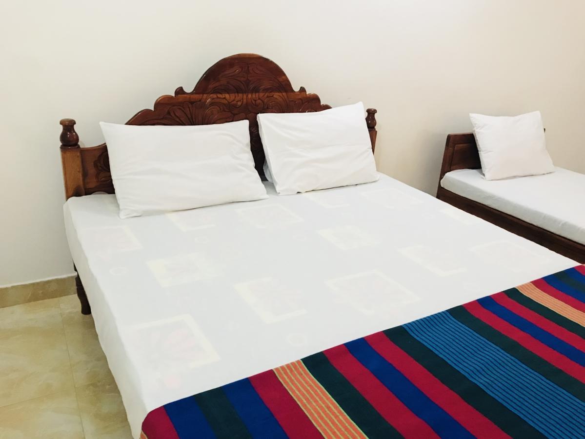 Emarald Holiday Homes อนุราธปุระ ภายนอก รูปภาพ