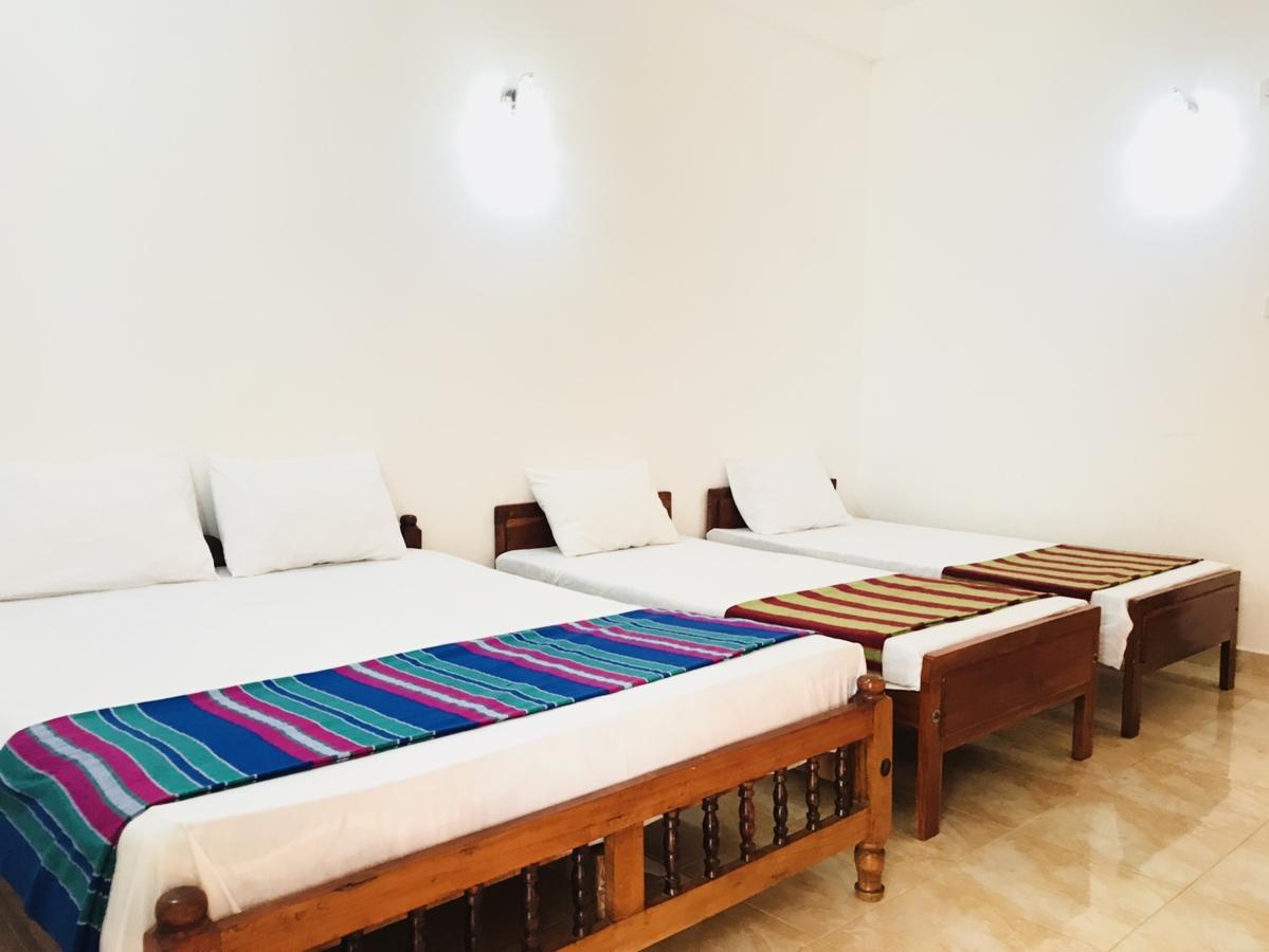 Emarald Holiday Homes อนุราธปุระ ภายนอก รูปภาพ